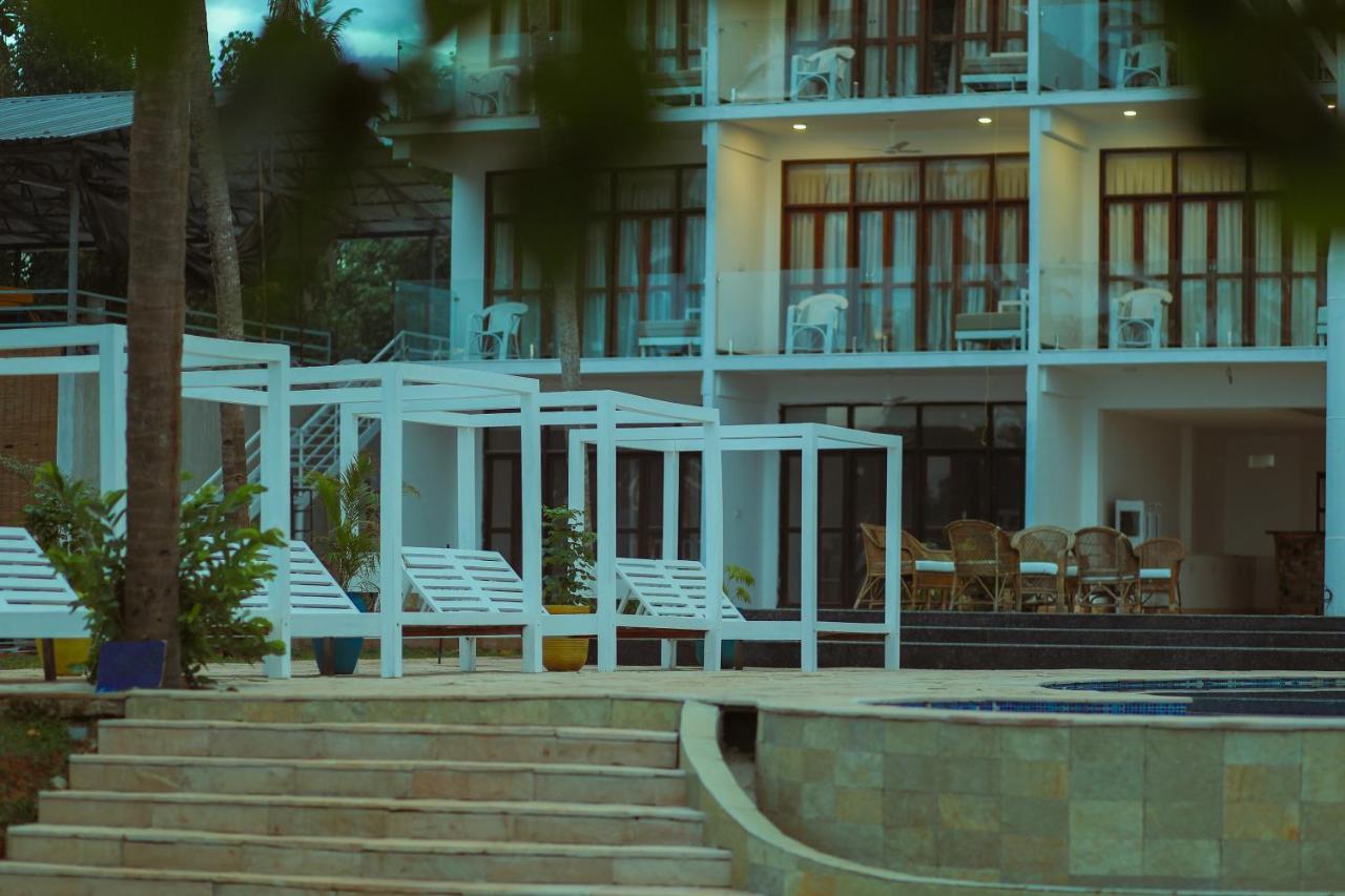 Elixir Cliff Beach Resort And Spa 瓦尔卡拉 外观 照片
